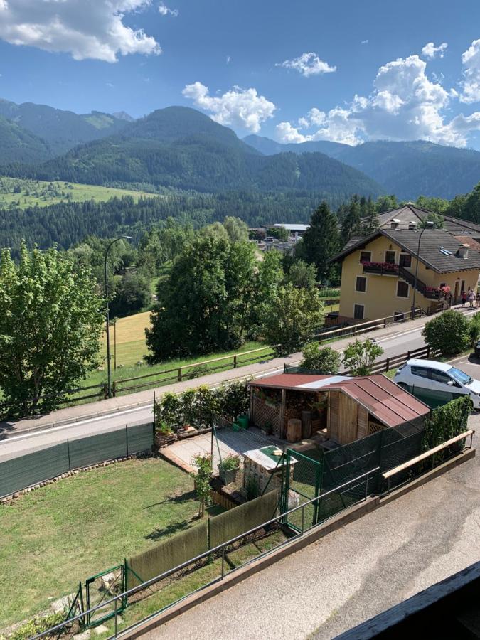Apartamento Cavalese Luxury Mountain And Sky Exterior foto